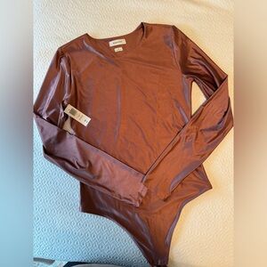 Aritzia bodysuit NWT size medium